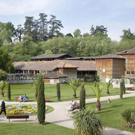 T2 Lumineux Avec Balcon, Wifi, Parking, Animaux Ok - Fr-1-841-62 *